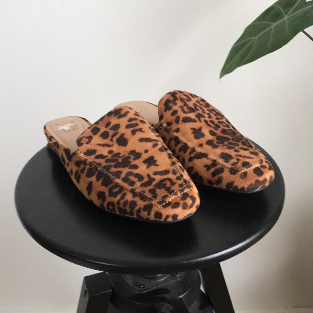 Animal Cheetah print flat mule slip on size 8-8.5